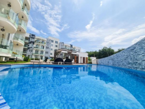 2-Bedroom modern apartment with pool in Accra Cantonments